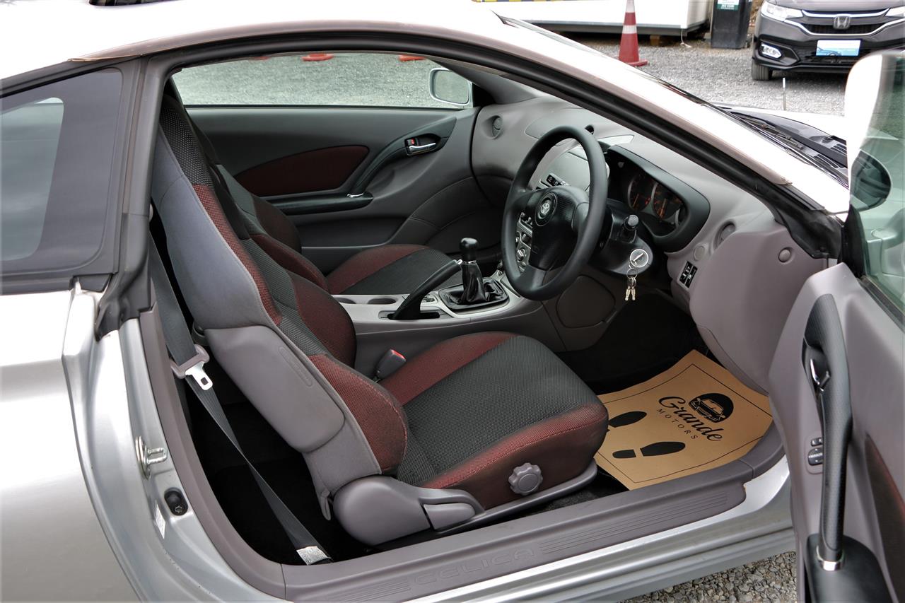 2001 Toyota Celica Manual.Sunroof.Alloys.New tires.LOW KM. Carousel 2