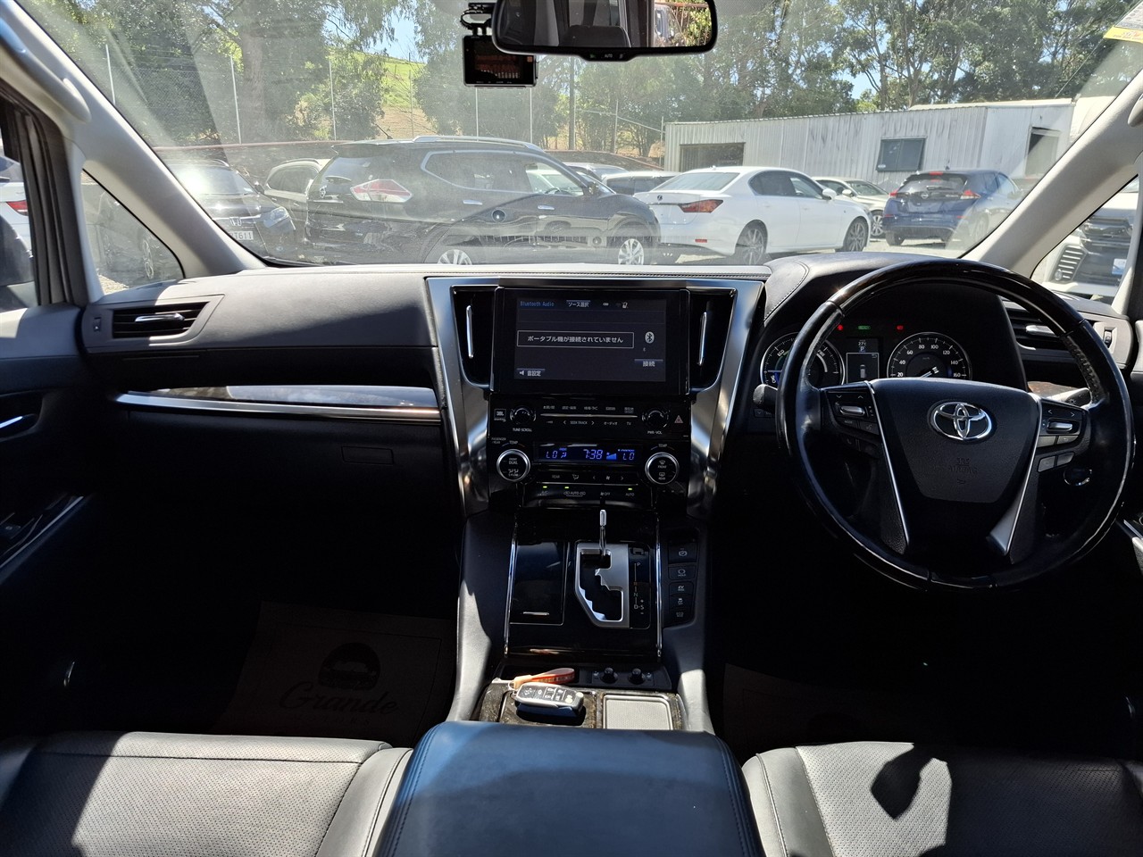 2016 Toyota Vellfire HYBRID 4WD ZR G EDITION Carousel 6