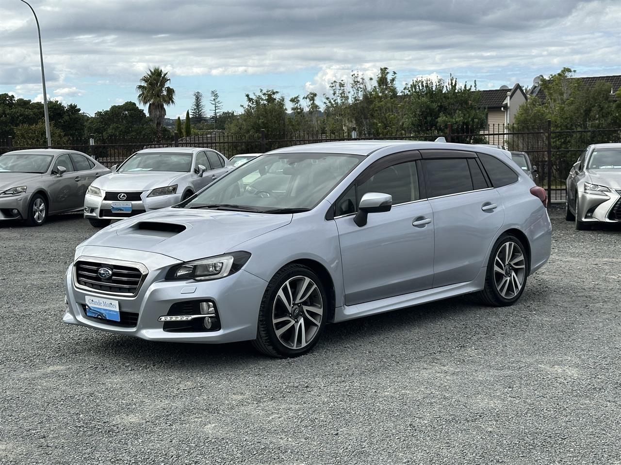 2014 Subaru Levorg 4WD.Eyesignt.Lane assist.Radar cruise.Rear cam.Button start. Carousel 2