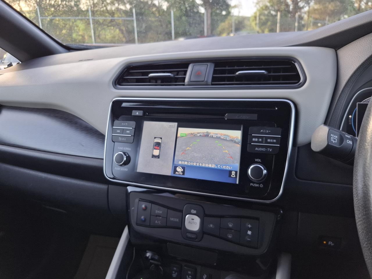 2019 Nissan Leaf 62kW.SOH89%.Android/Apple CarPlay.Pro-pilot.360°camera. Carousel 5