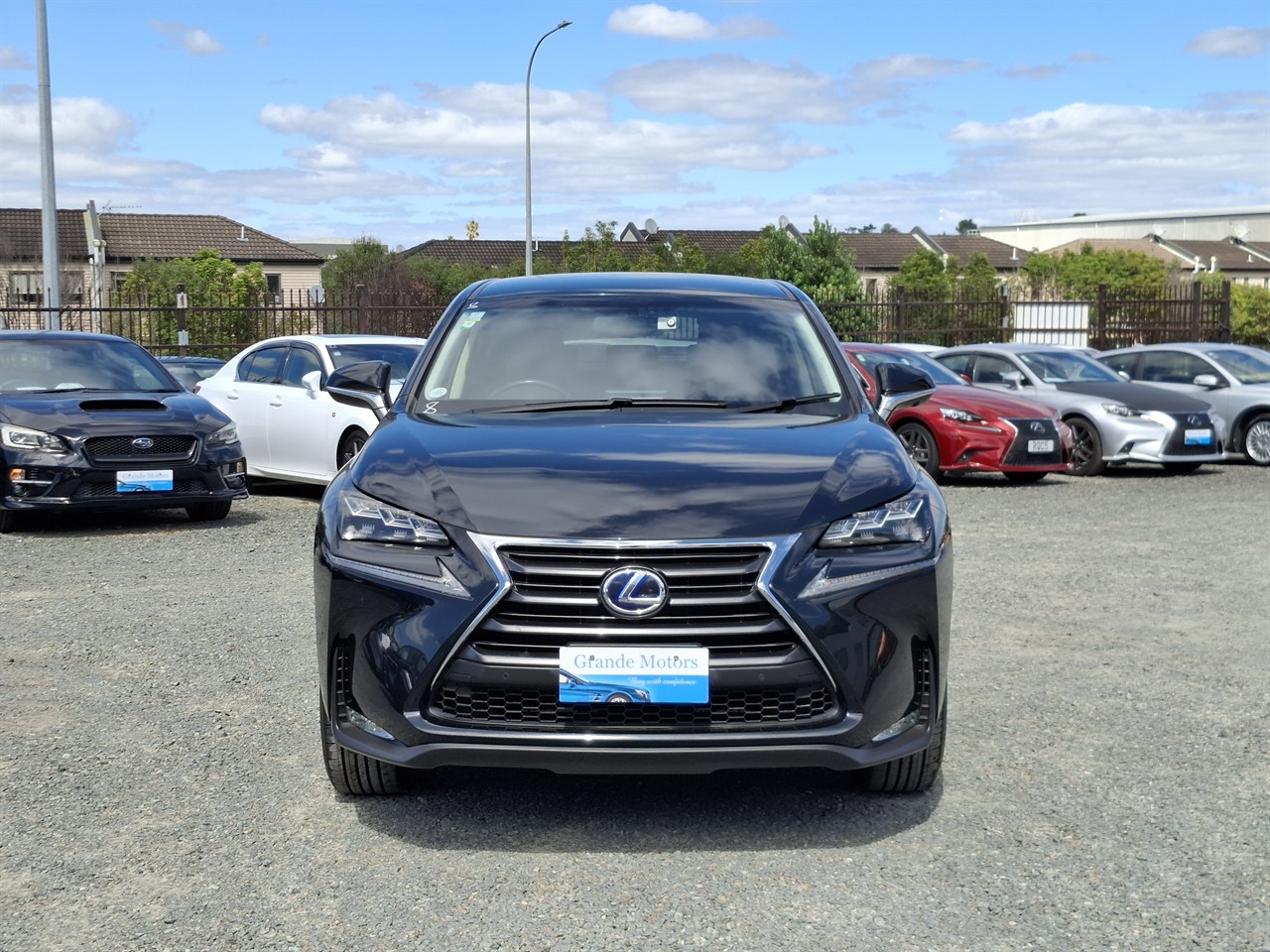 2015 Lexus NX 300h Hybrid.Leather.Safety radar.Blind spot.360°camera.Park sensors.Alarm. Carousel 10