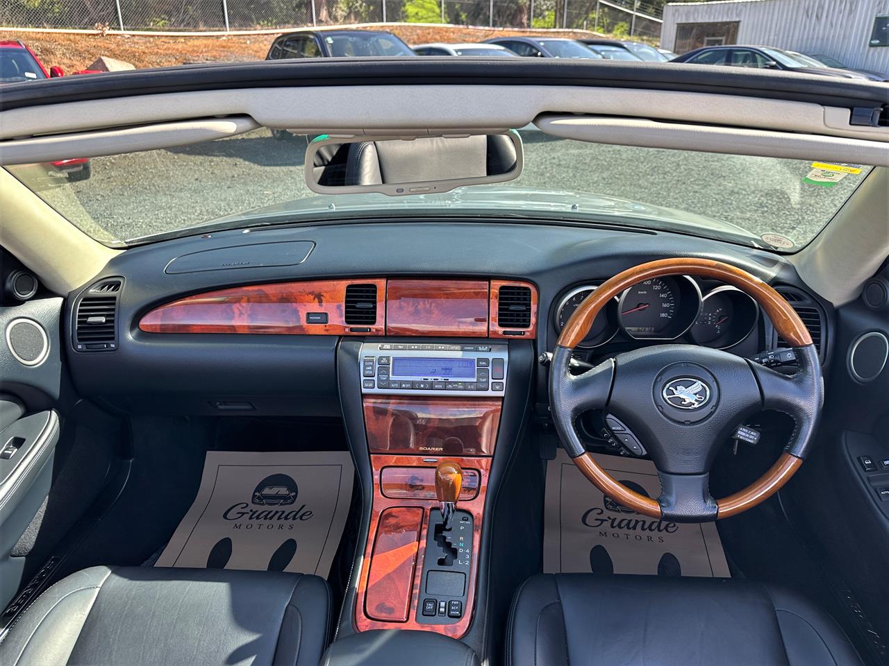 2003 Toyota Soarer Conbertible.Leather.Alloys.Cruise control.Alarm. Carousel 5