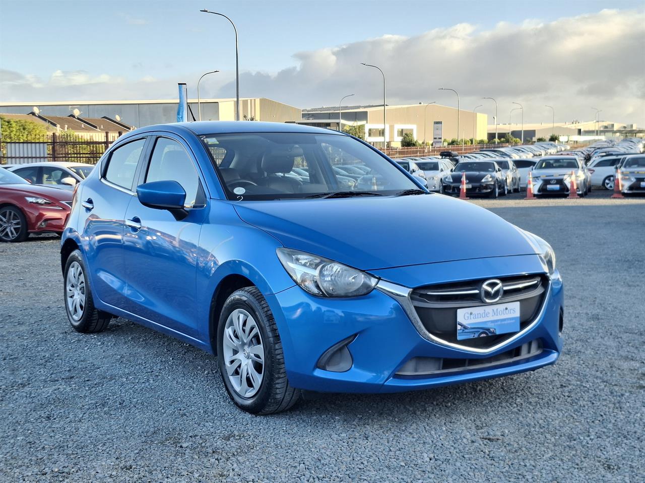 2015 Mazda Demio Skyactiv.i-Stop.LOW KM.Rear camera.
