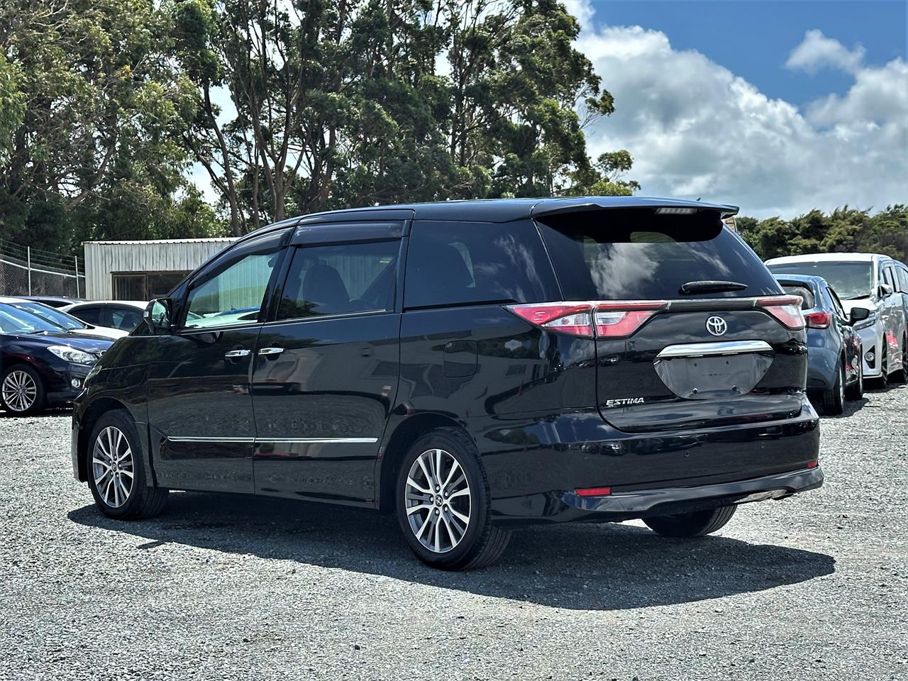 2017 Toyota Estima Aeras.Leather.Safety radar.Cruise control.Lane assist.Rear cam. Carousel 15