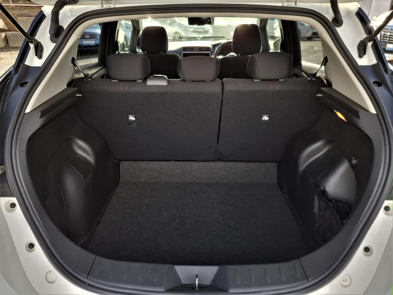2020 Nissan Leaf NISMO.40KW.SOH360°cam.Android/ApplePlay.Pro-pilot.Safety radar.10 Airbags. Carousel 17