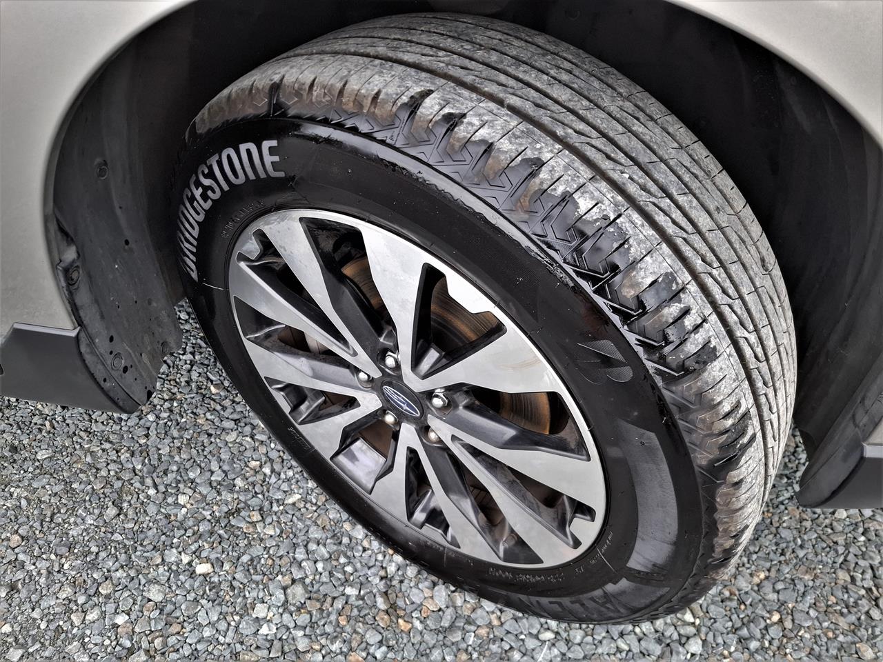 2017 Subaru Outback 4WD.Eyesight.Blind spot.Leather.Radar cruise.Lane assist.Alarm. Carousel 19