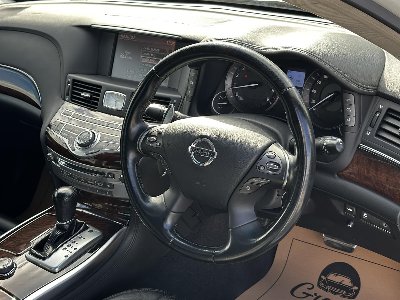 2013 Nissan Fuga 370GT. Sunroof.Leather.Cruise Control.SRS Airbags. Carousel 2