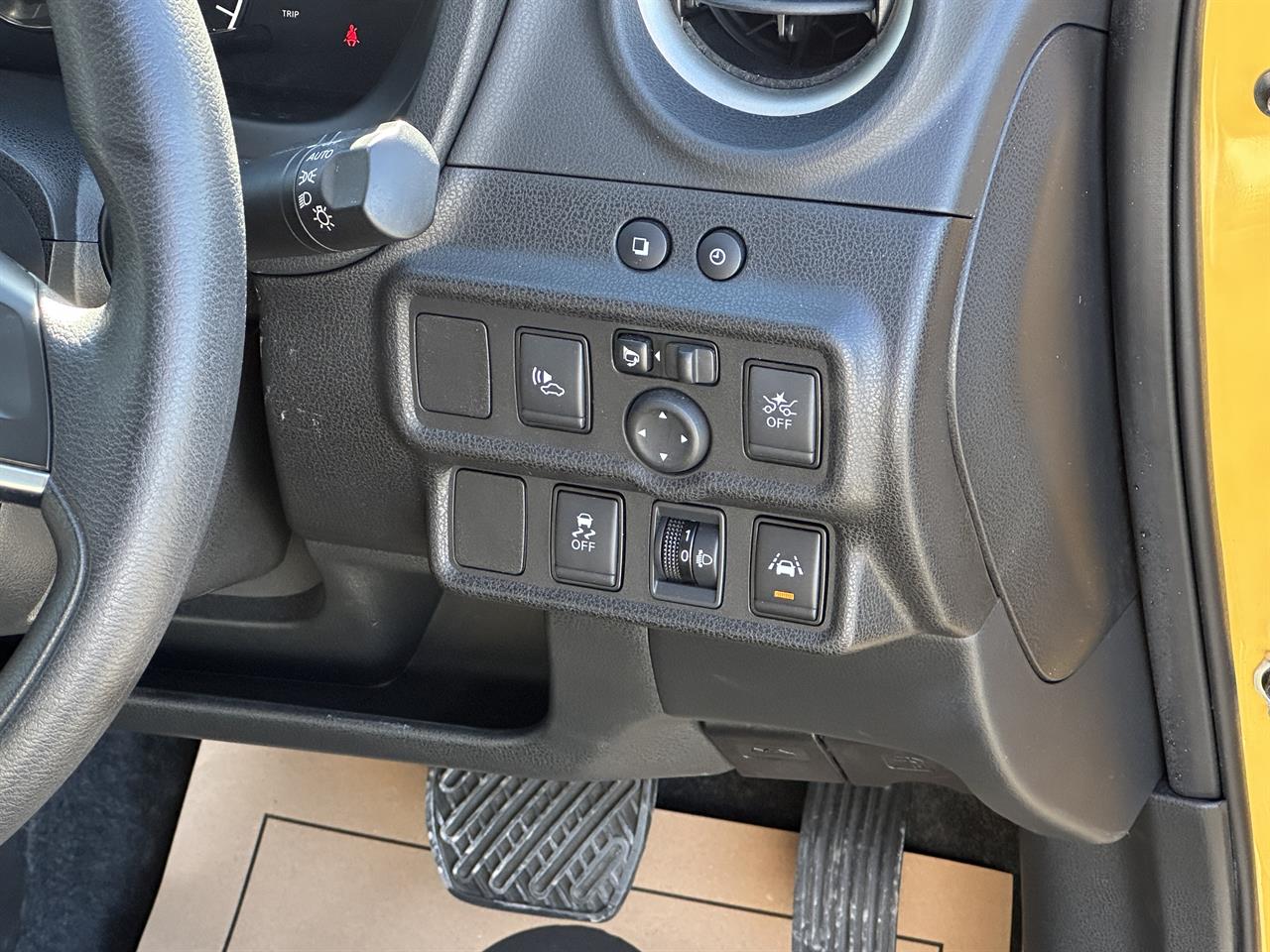 2020 Nissan Note E-Power 360 camera Carousel 6