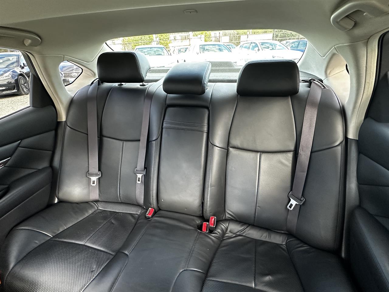 2013 Nissan Fuga 370GT. Sunroof.Leather.Cruise Control.SRS Airbags. Carousel 6