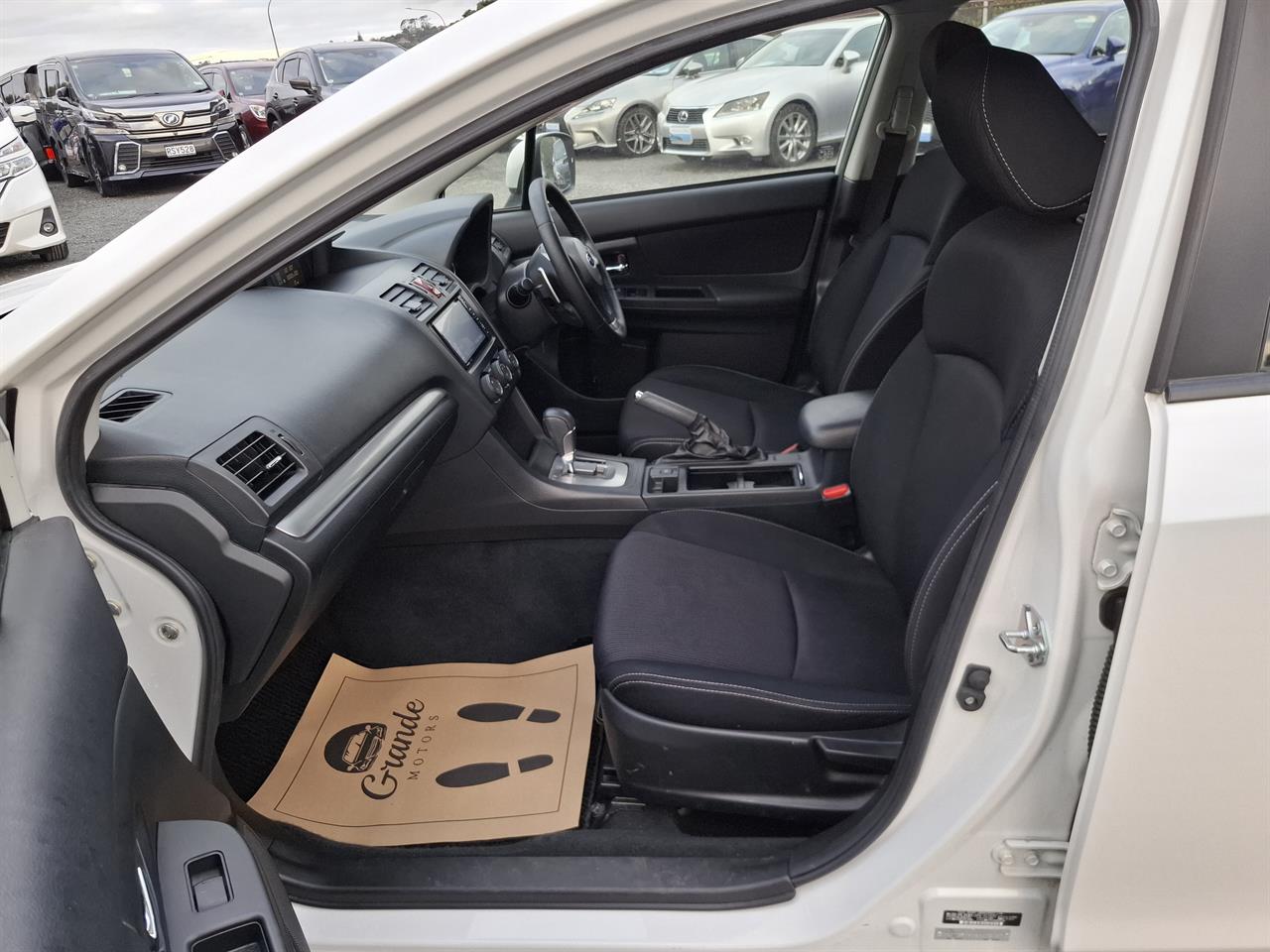 2014 Subaru Impreza 2.0 Sport.rear camera.Cruise control. Carousel 2