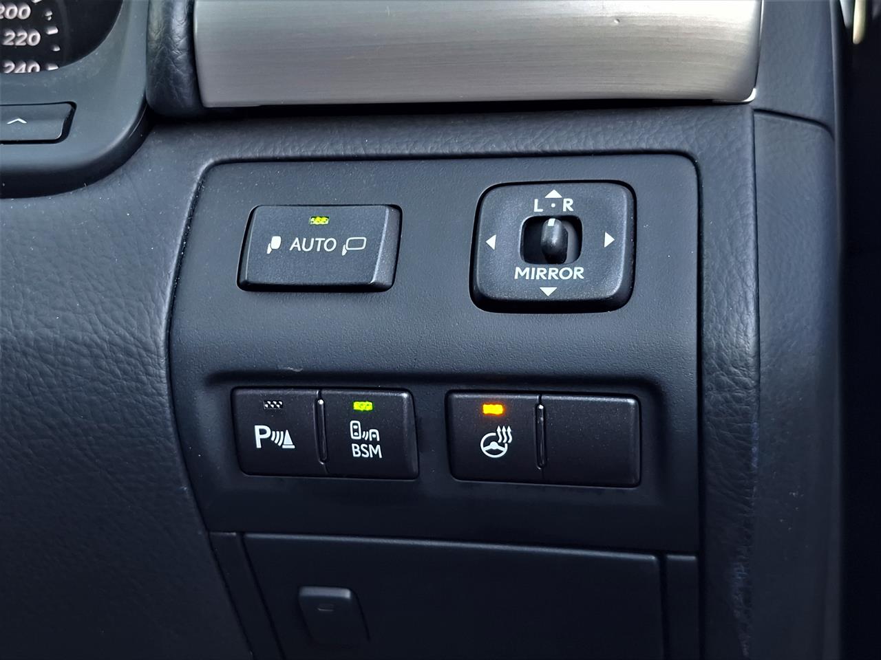 2015 Lexus LS 460 F-Sport.Sunroof.Leather.Radar cruise. Blind sport.Alarm.10 Airbags. Carousel 9