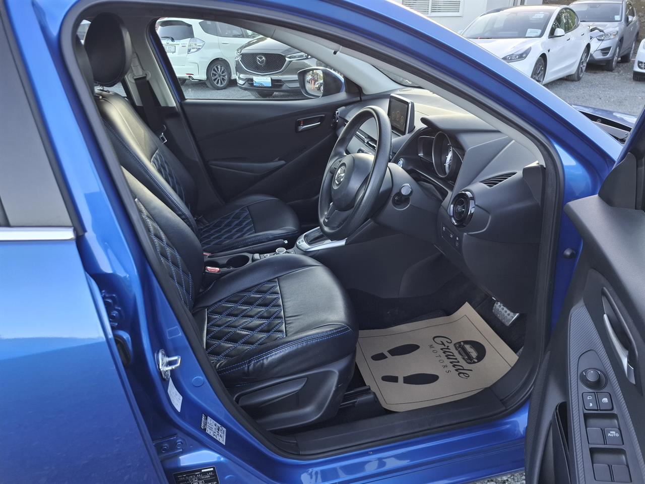 2015 Mazda Demio Skyactiv.i-Stop.LOW KM.Rear camera. Collage 1