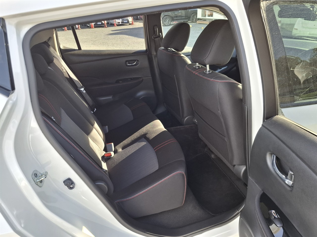 2020 Nissan Leaf NISMO.360°camera.Pro-pilot.Safety radar.10 Airbags.Alarm. Carousel 1
