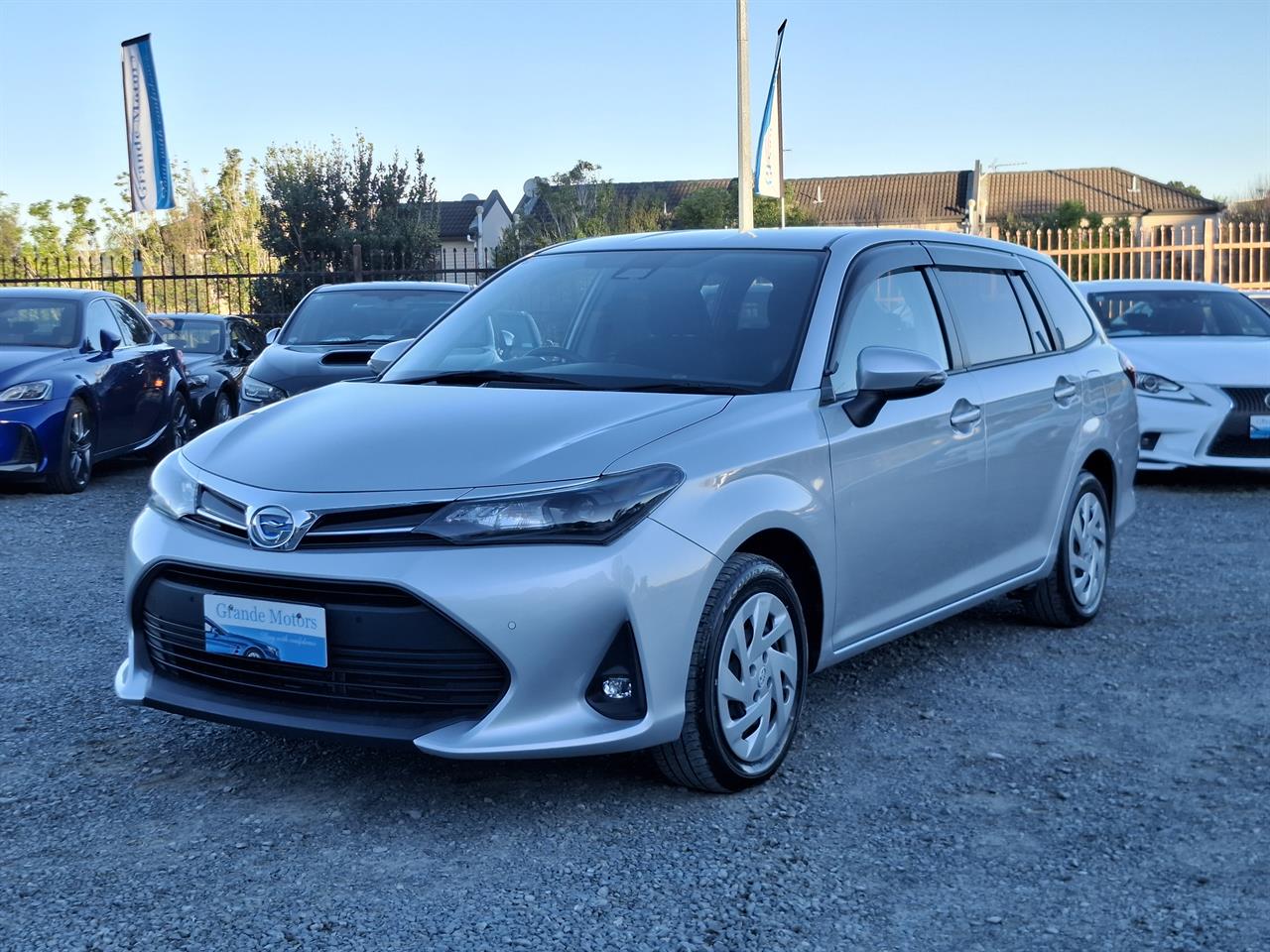 2023 Toyota Corolla Fielder.Hybrid.Lane assist.Rear cam.Park sensors.Safety radar. Carousel 11