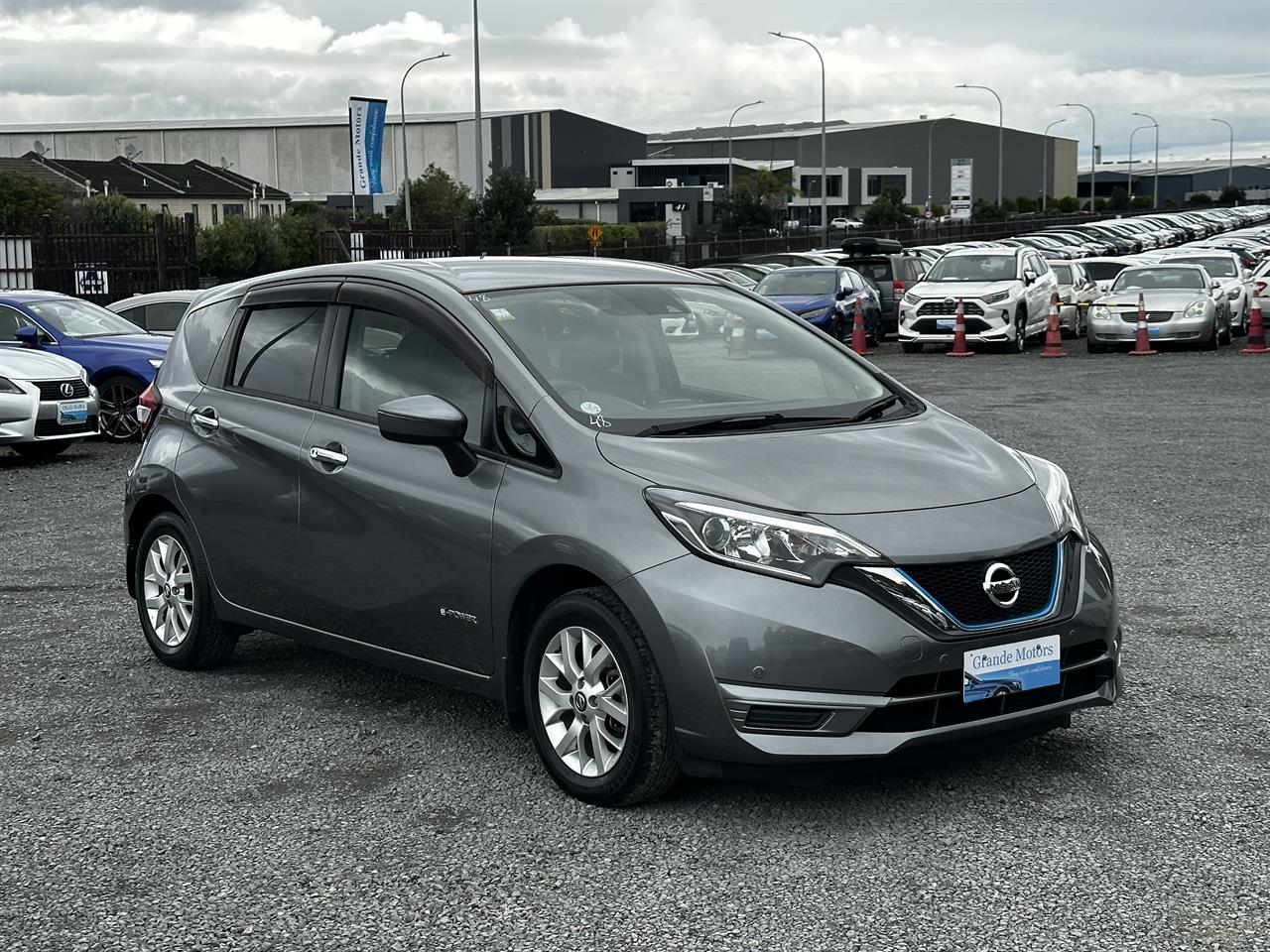 2019 Nissan Note E-power.Rear camera.Lane assist.Safety radar.Park sensors.Button start.