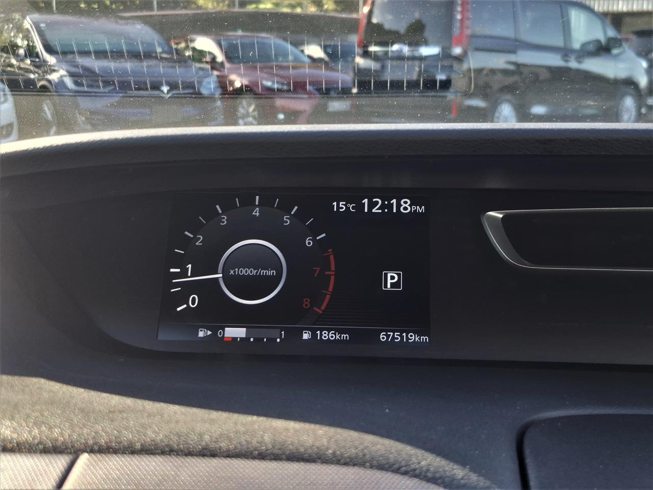 2017 Nissan Serena Hybrid.8 seats.Rear cam.Cruise control. Carousel 10