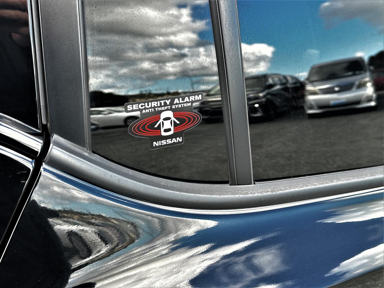 2019 Nissan Leaf 40KW.SOH 95%.Pro-pilot.360°camera.10 Airbags.Alarm. Carousel 18