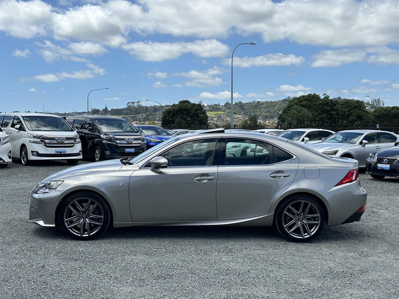 2013 Lexus IS 350 F-sport.Sunroof.Leather.Radar cruise.Park sens.Alarm.10 Airbags. Carousel 13