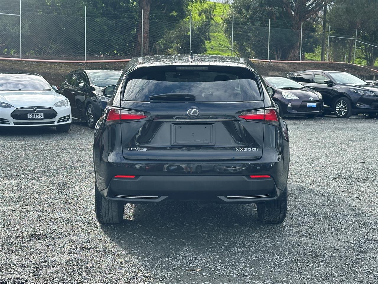 2015 Lexus NX 300h Hybrid.Leather.Safety radar.Blind spot.360°camera.Park sensors.Alarm. Carousel 16