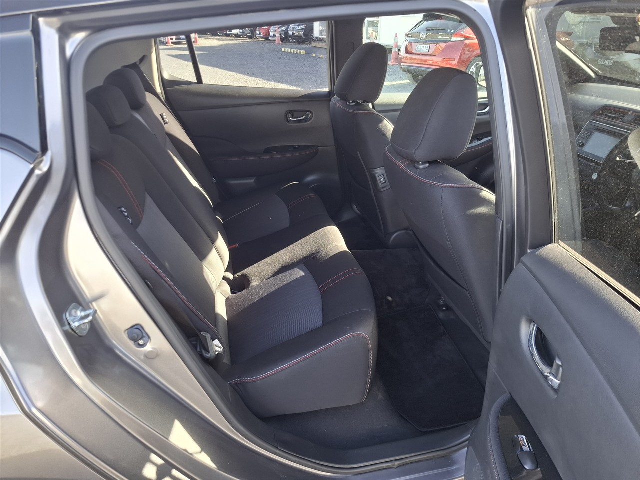 2018 Nissan Leaf NISMO.360°camera.Pro-pilot.Safety radar.10 Airbags.Alarm. Carousel 8