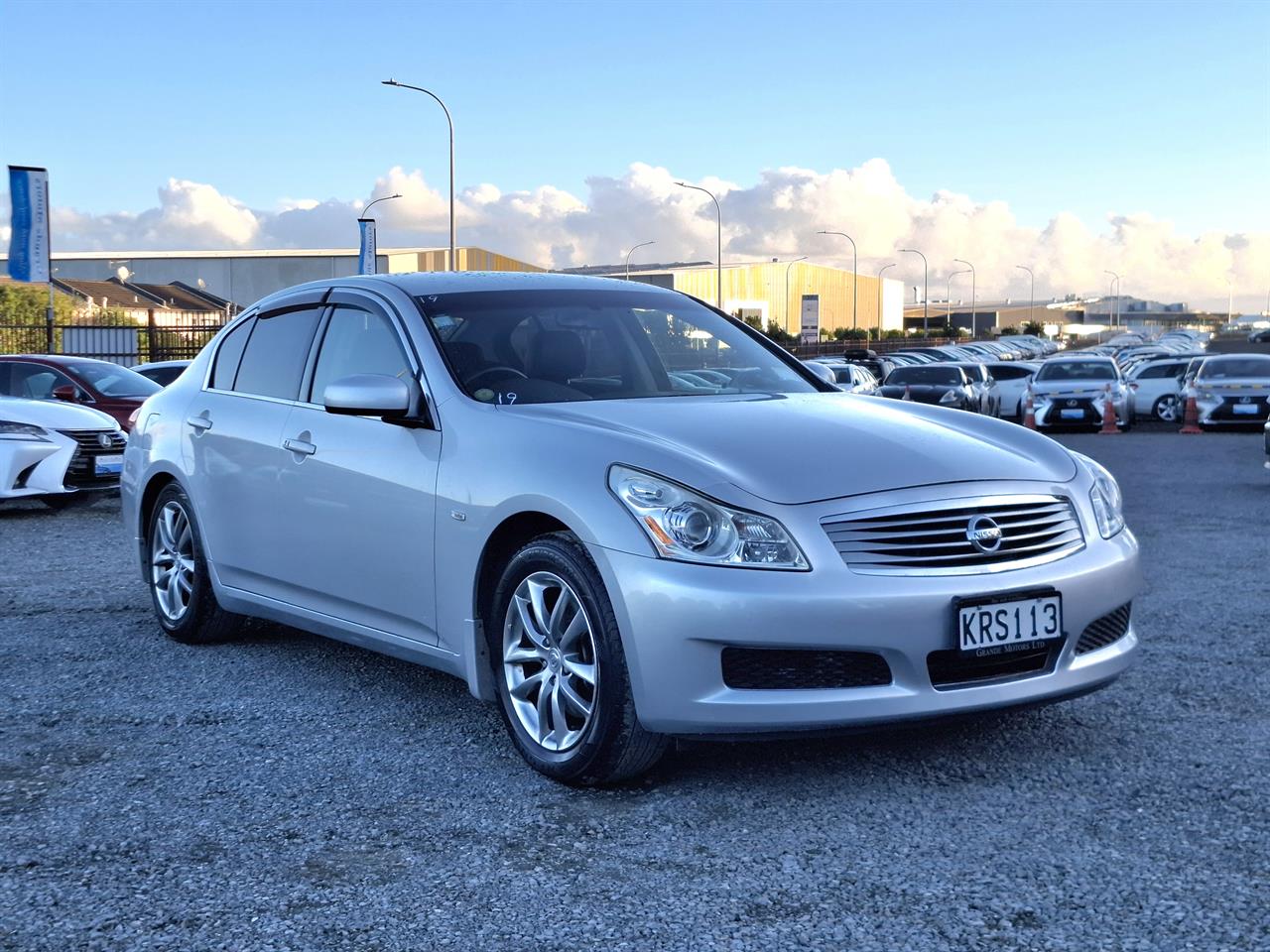 2007 Nissan Skyline 250GT.Rear camera.SRS Airbags.