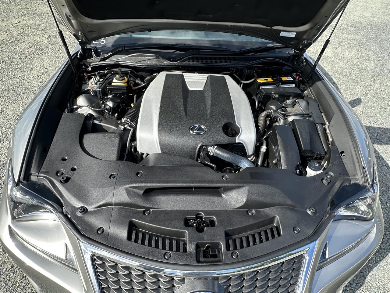 2015 Lexus RC 350 F-sport.Alarm.Radar cruise.Leather.SRS Airbags. Carousel 9