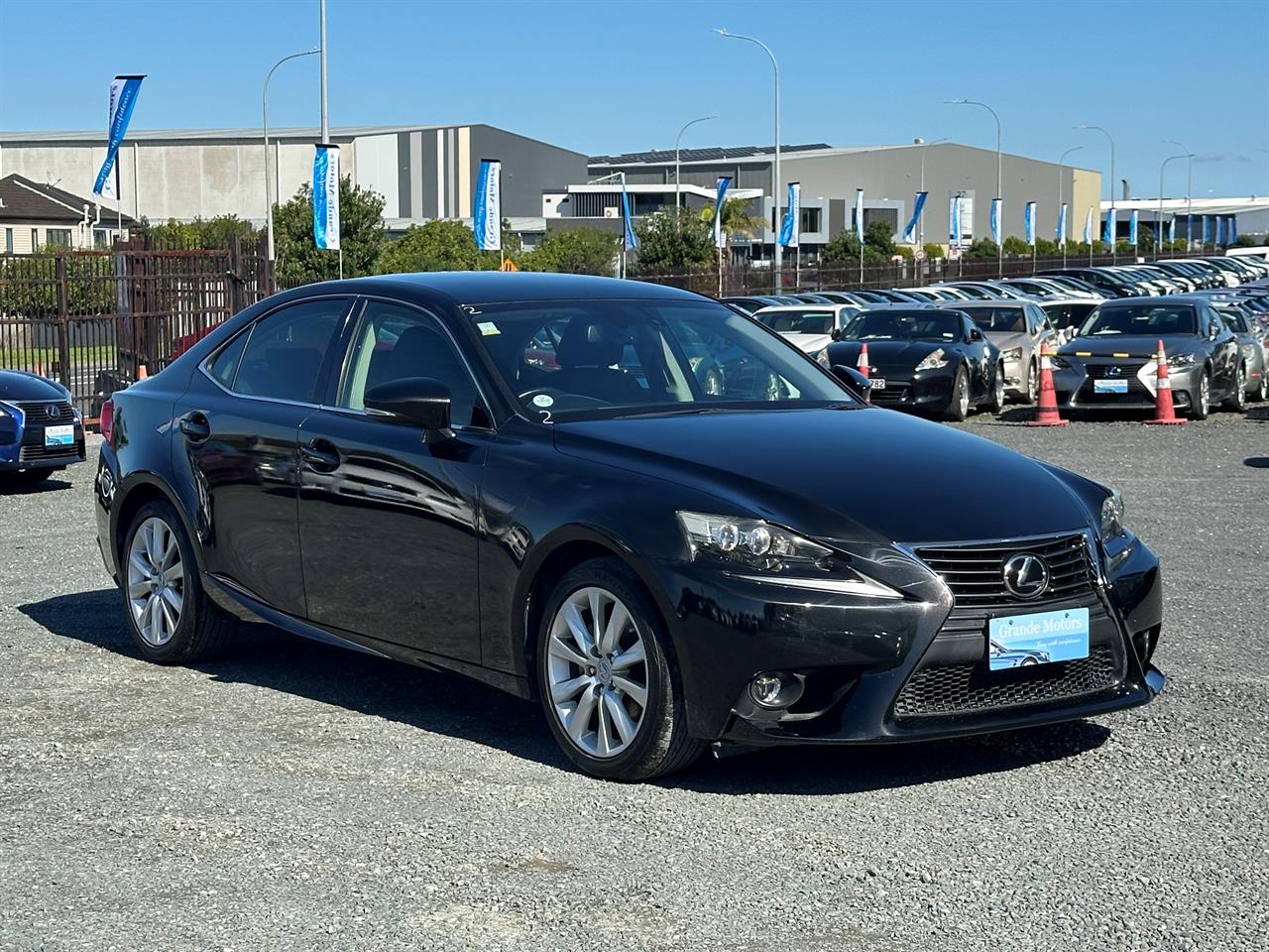 2013 Lexus IS 250 LOW KM.Rear camera.Alarm.10 Airbags. Carousel 4