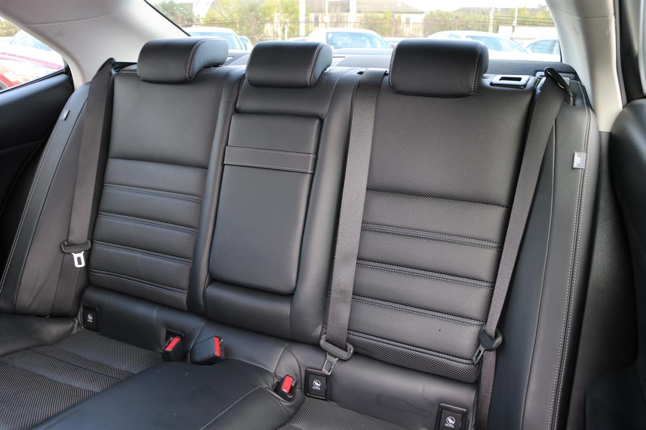 2013 Lexus IS 350 Leather.Radar cruise.Lane assist.Blind spot.Park sens.Alarm. Carousel 1
