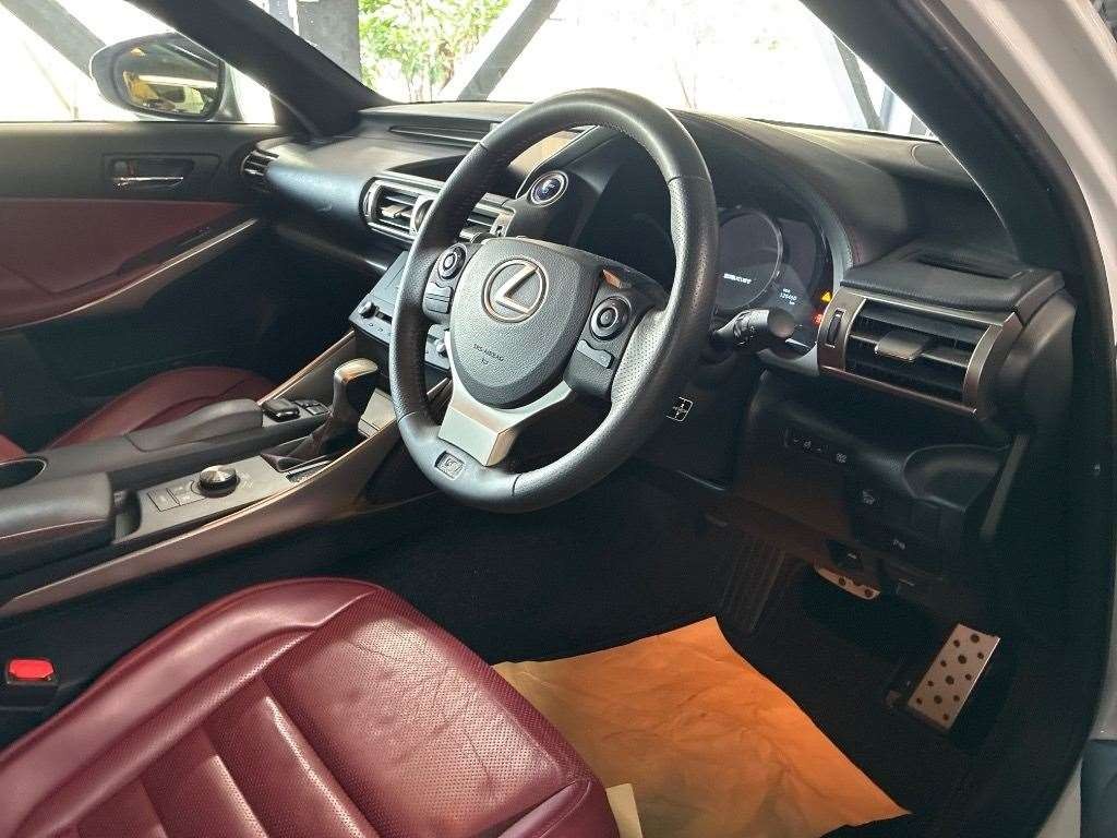 2014 Lexus IS 300h Transit F-Sports Hybrid Sunroof Red Leather Carousel 2