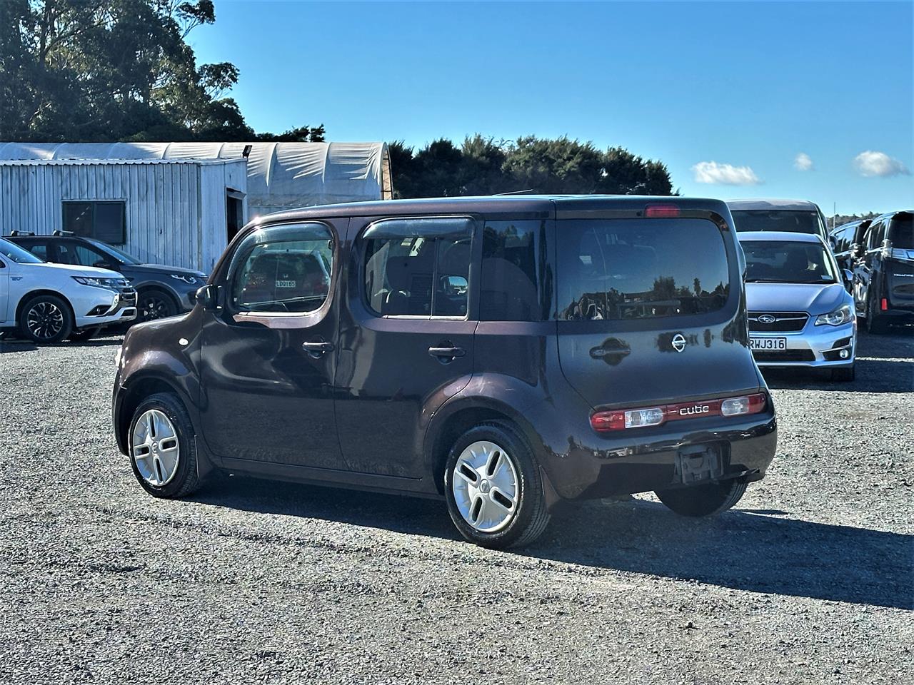 2019 Nissan Cube Engine button start. Carousel 12