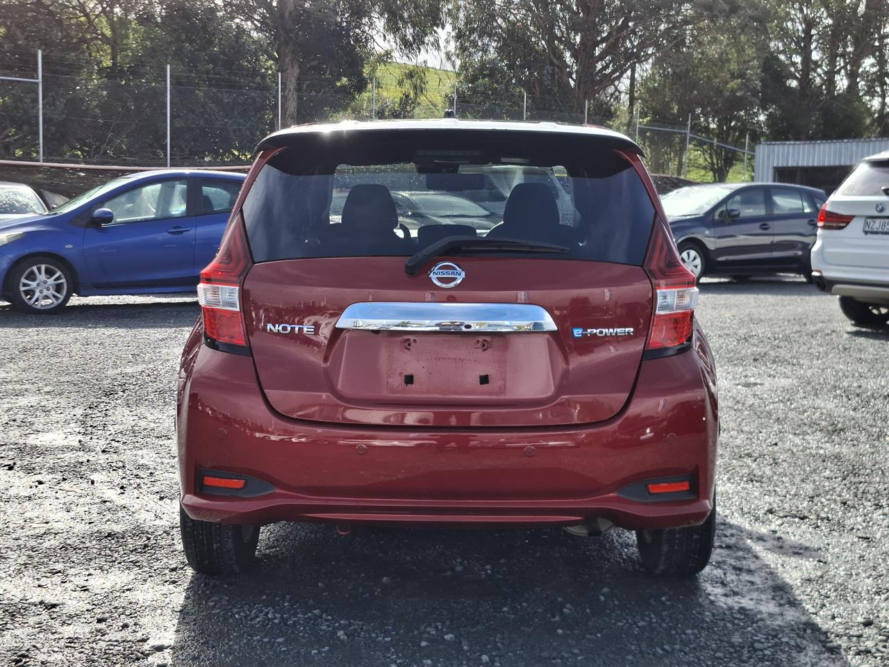 2018 Nissan Note E-power.360 camera.Safety radar.Park sensors.Lane assist. Carousel 15