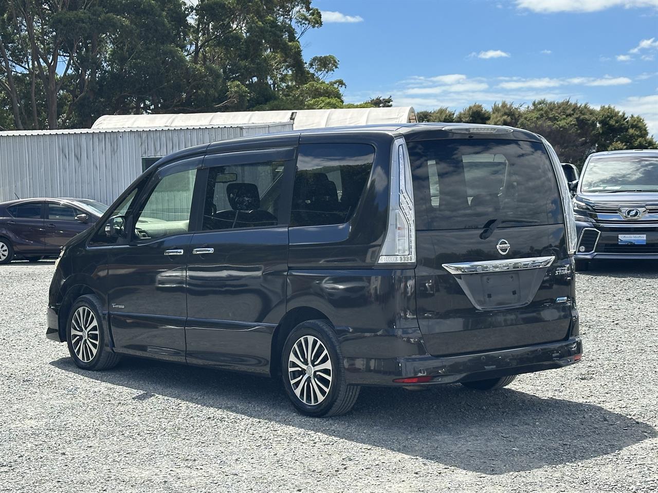 2014 Nissan Serena Hybrid.Highway Star.Safety radar.Lane assist.Rear cam.Cruise control. Carousel 12