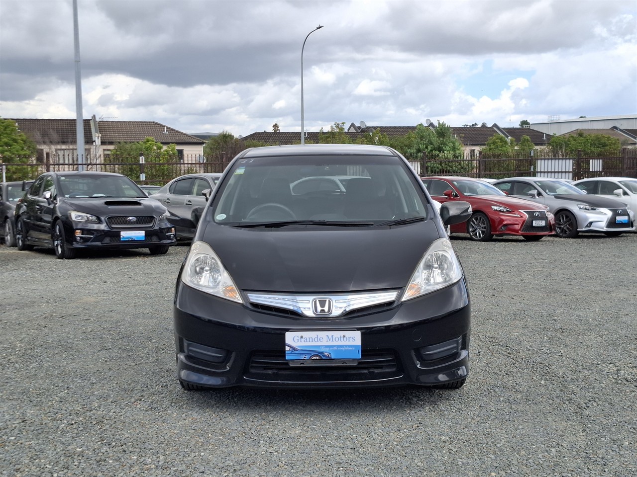 2012 Honda Fit Shuttle.Hybrid.Rear camera. Carousel 9