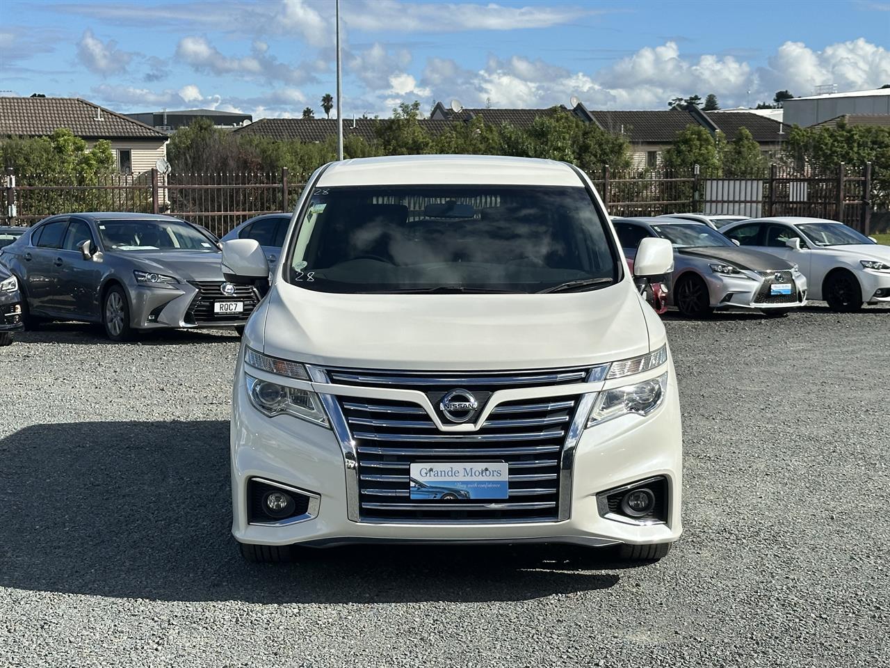 2016 Nissan Elgrand Highway star.Cruise control.Rear cam.Alarm.8 Airbags. Carousel 10