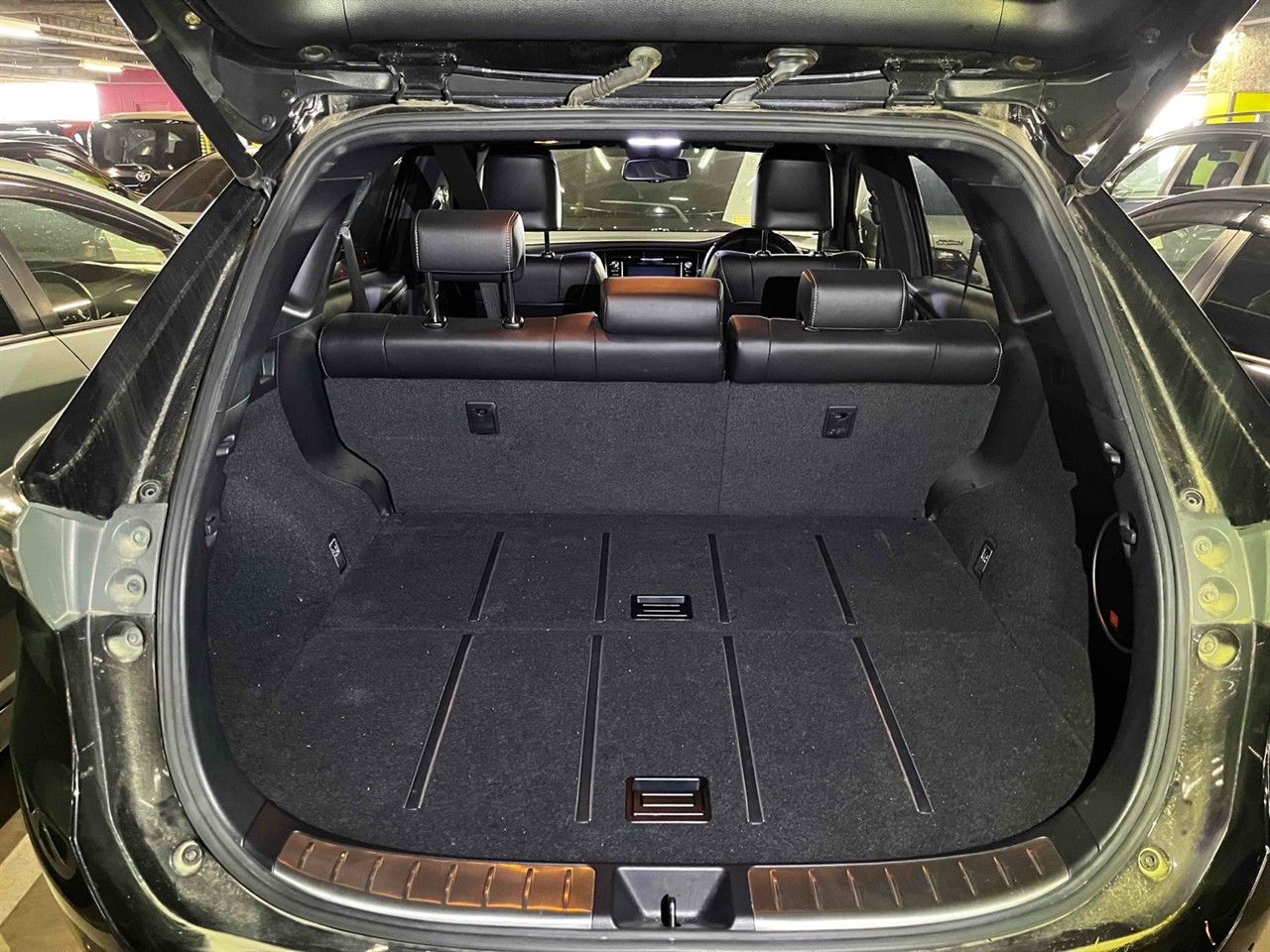 2014 Toyota Harrier Transit HYBRID 4WD PREMIUM ADVANCED PACKAGE Carousel 10