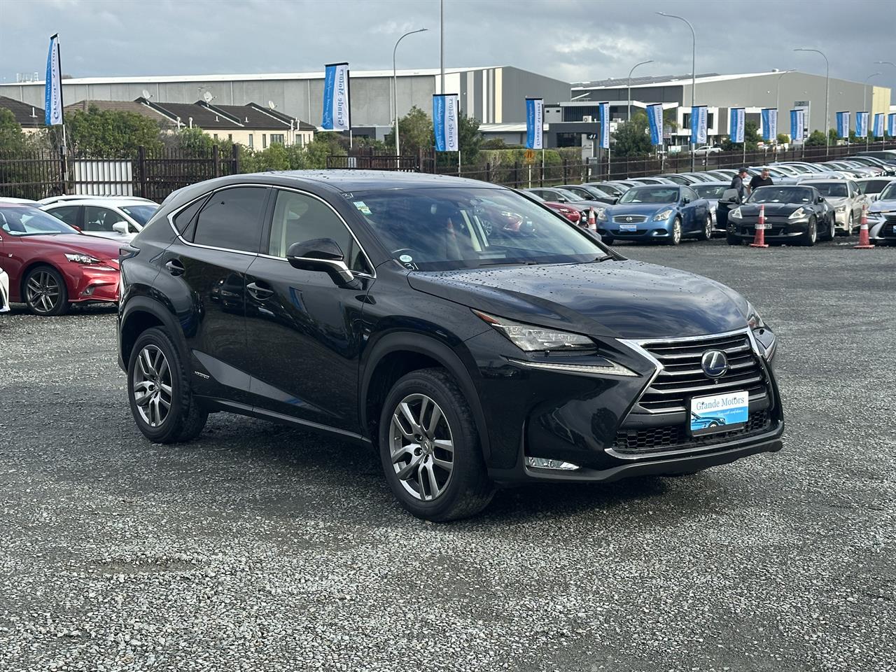 2015 Lexus NX 300h Hybrid.Leather.Safety radar.Blind spot.360°camera.Park sensors.Alarm.