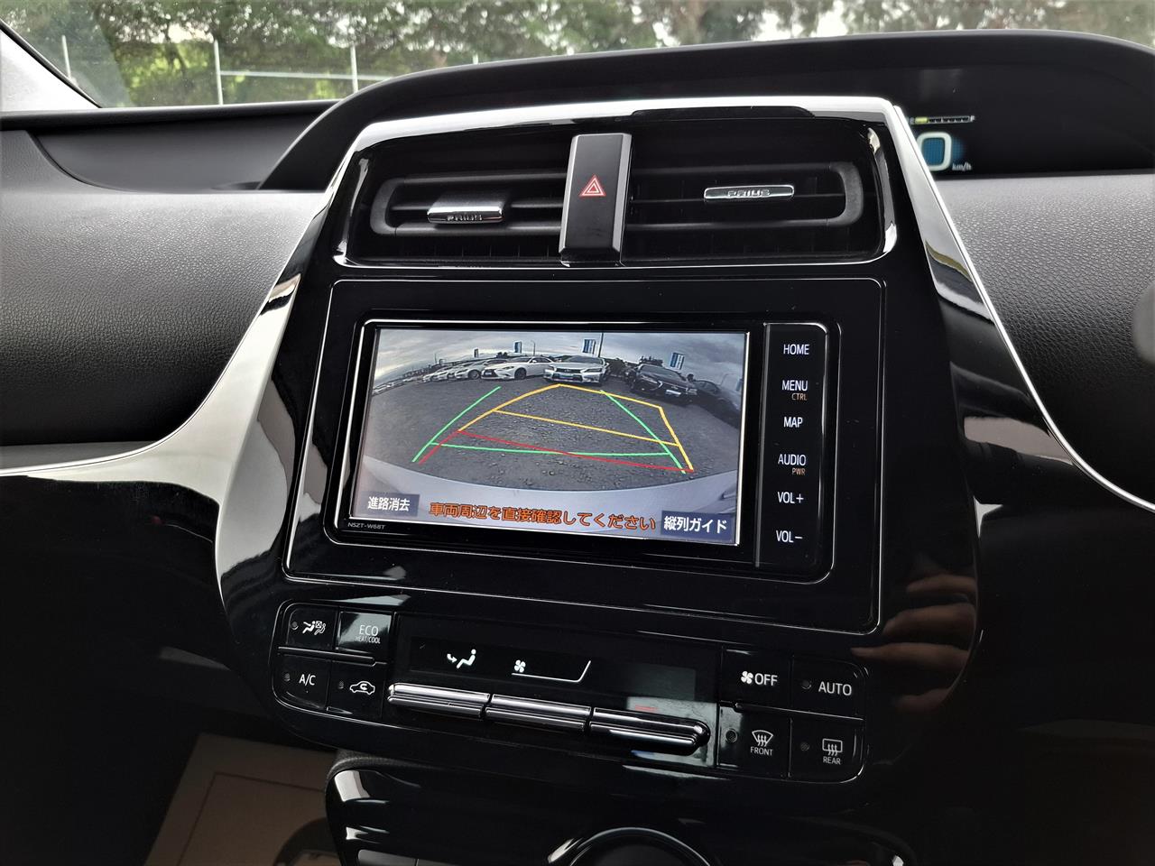 2019 Toyota Prius S.Radar cruise.Lane assist.Safety radar.Rear cam.8 Airbags. Carousel 7