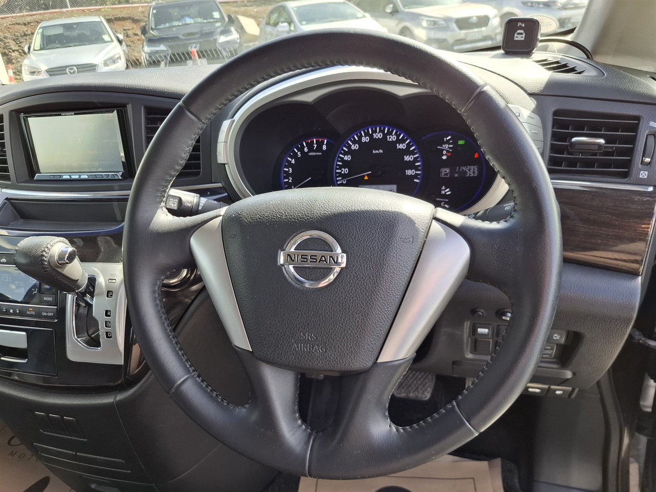 2012 Nissan Elgrand Highway star.Rear camera 7 Seats Carousel 17