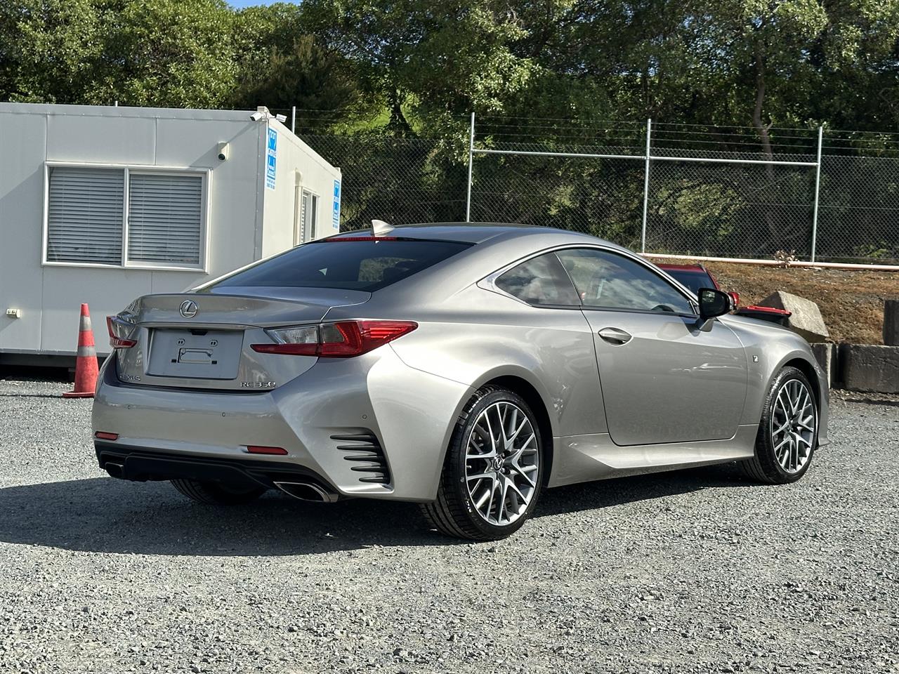 2015 Lexus RC 350 F-sport.Alarm.Radar cruise.Leather.SRS Airbags. Carousel 14
