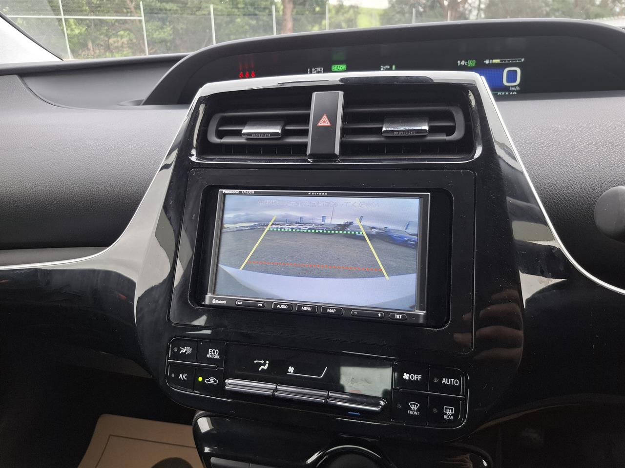 2020 Toyota Prius G.Radar cruise.Lane assist.Rear cam.Alarm.8 Airbags. Carousel 4