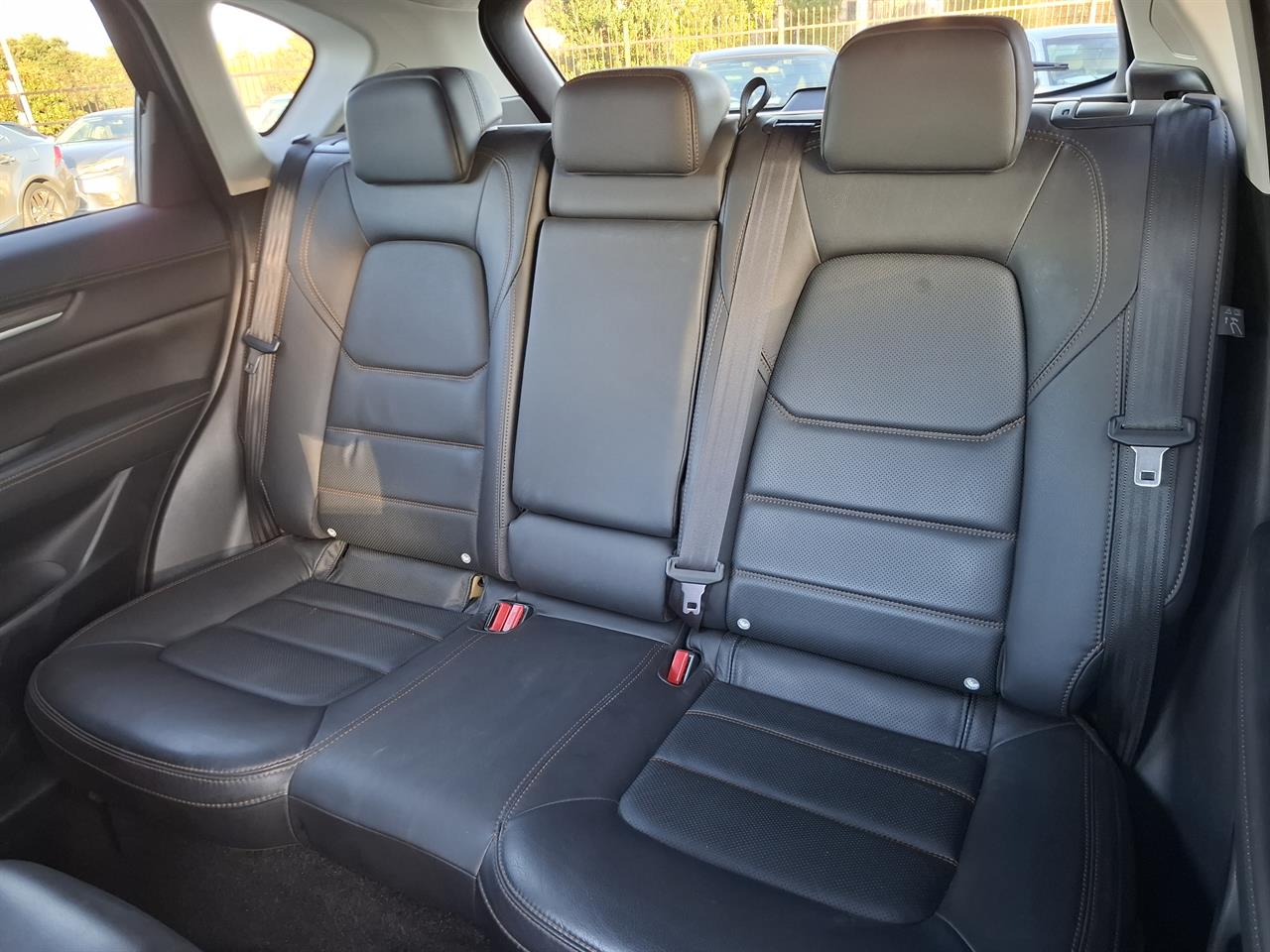 2020 Mazda CX-5 25S.BOSE.HUD.Leather.Radar cruise.Lane assist.Park sens. Collage 2