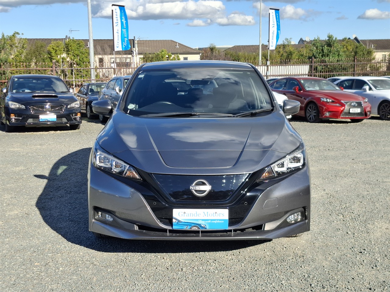 2022 Nissan Leaf 90.10% Soh low km Carousel 11