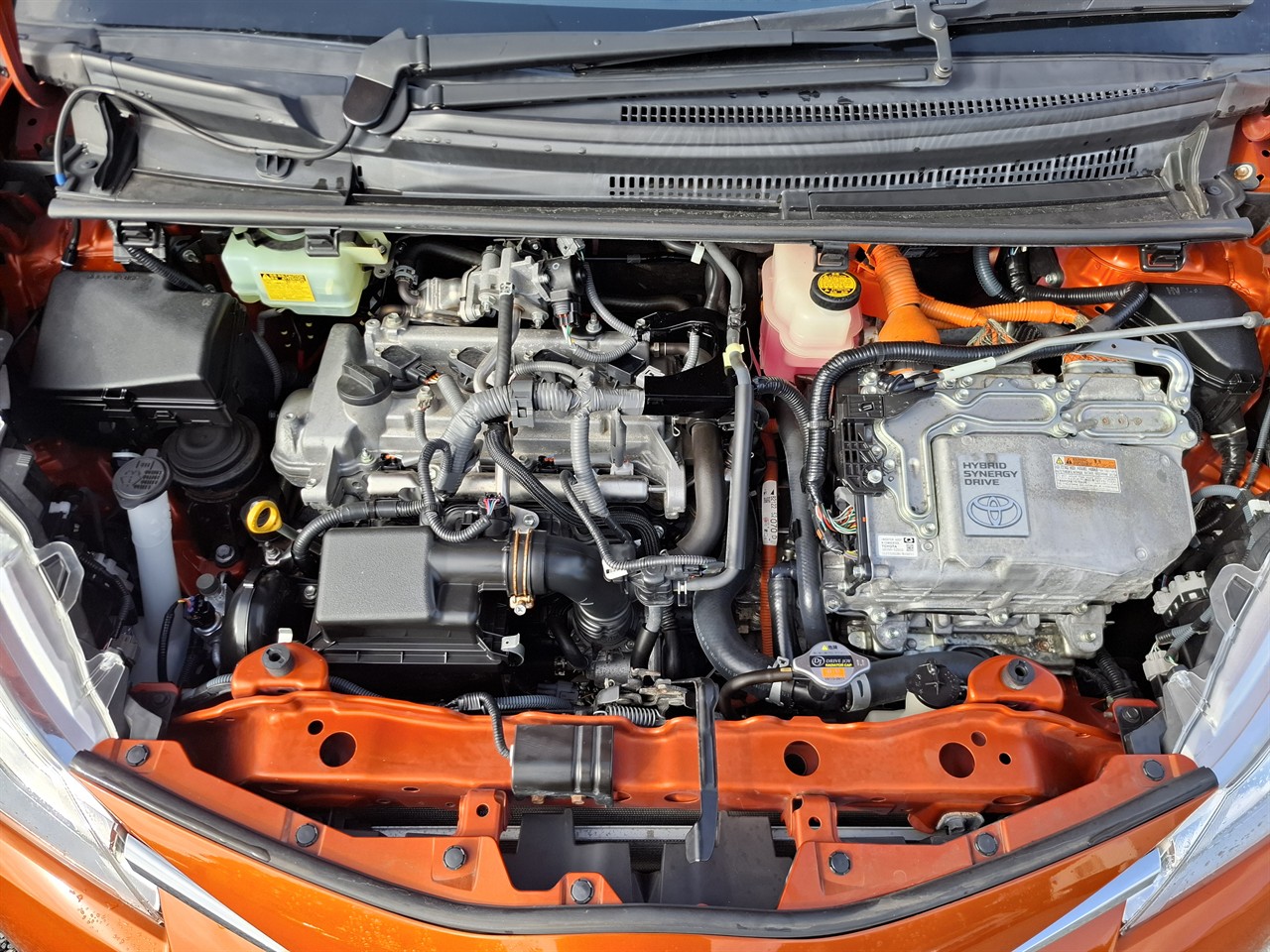2017 Toyota Vitz Hybrid Push Start Carousel 6