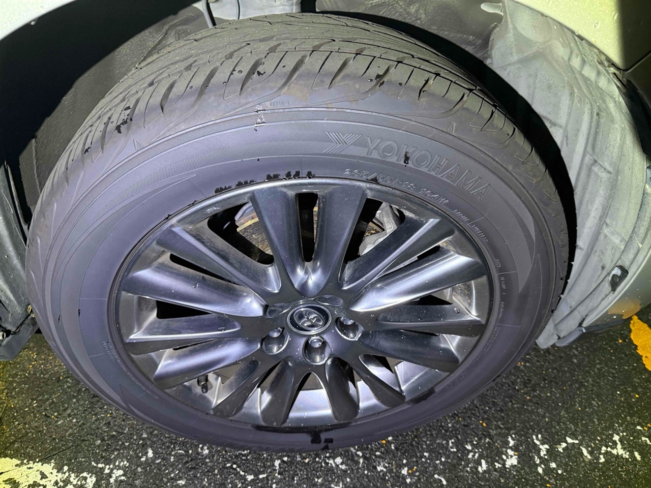 2014 Toyota Harrier Transit Hybrid 4WD Elegance Carousel 1