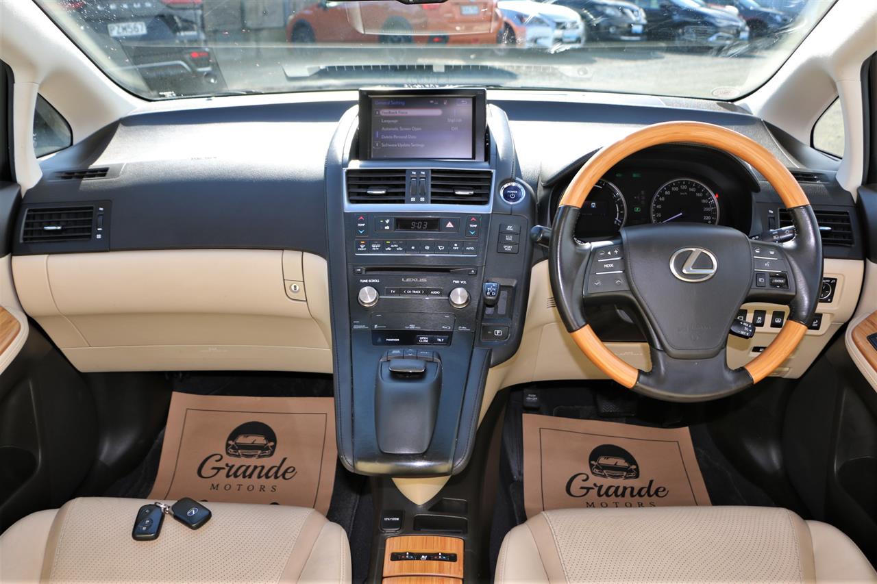 2016 Lexus HS250H Leather.Rear cam.Park.sensors.Cruise control.Alarm. Carousel 3