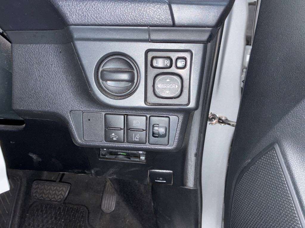 2017 Toyota Corolla Transit FIELDER HYBRID Carousel 7