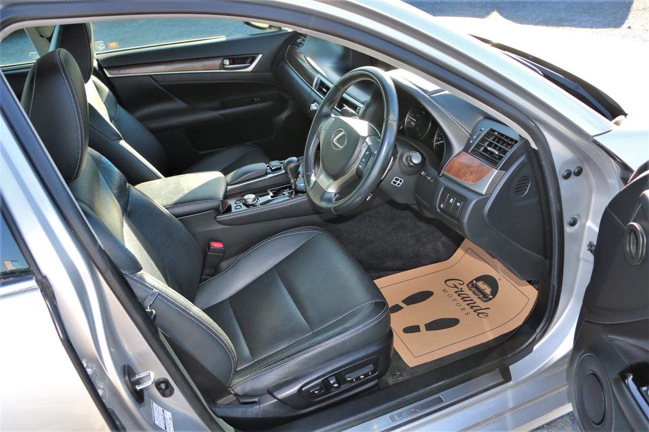 2012 Lexus GS 450h Hybrid.Sunroof.Leather.Alarm.10 Airbags. Carousel 1