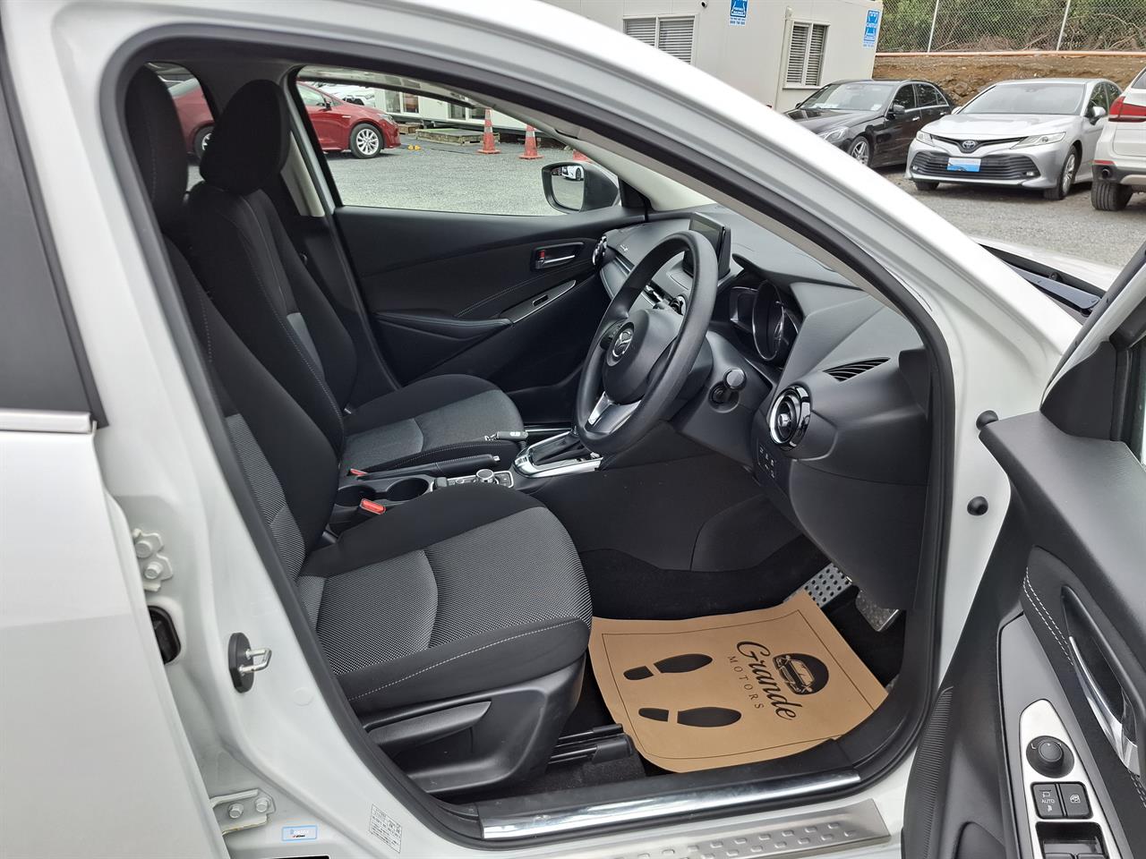 2018 Mazda Demio 13S.Touring.Skyactiv.HUD.360°camera.Park sensors.Alloys. Carousel 17