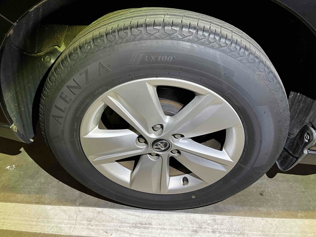 2014 Toyota Harrier Transit HYBRID 4WD ELEGANCE Carousel 2