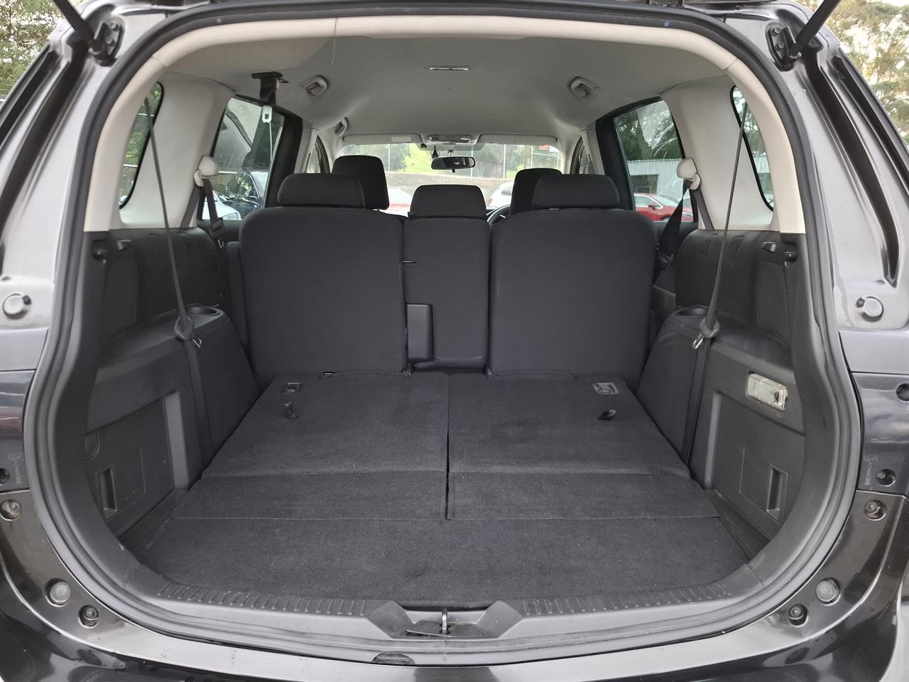 2013 Nissan Lafesta Highway Star.7 seats.Alloy wheels. Carousel 18